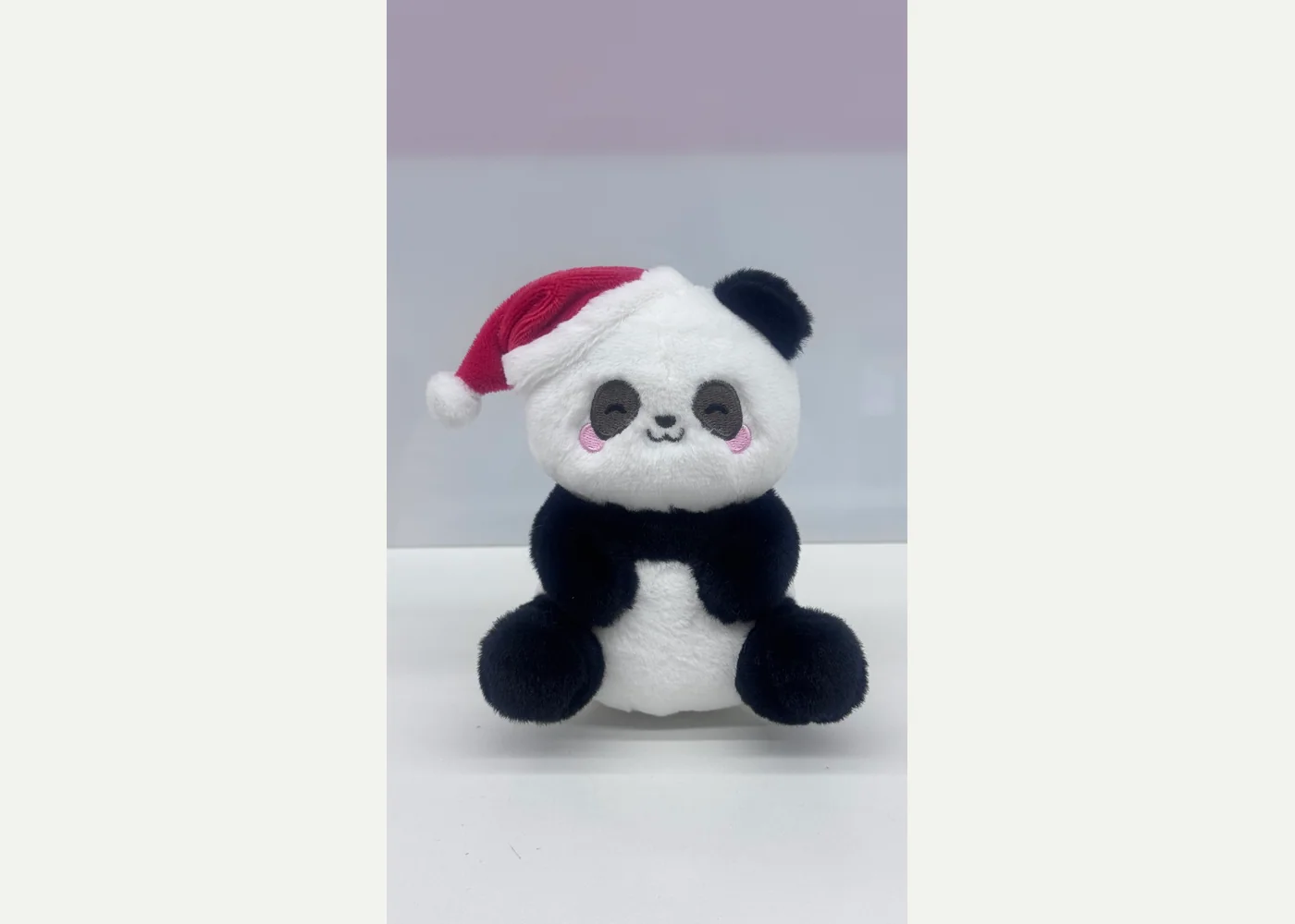 PTALK站肩翼崽AI吉祥物产品图